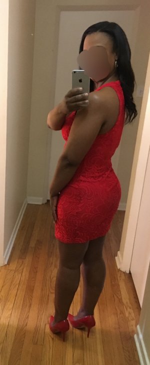 Lital call girl in Grosse Pointe Park and thai massage